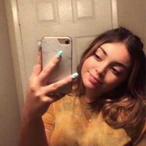 Meet your Posher, Jasmine